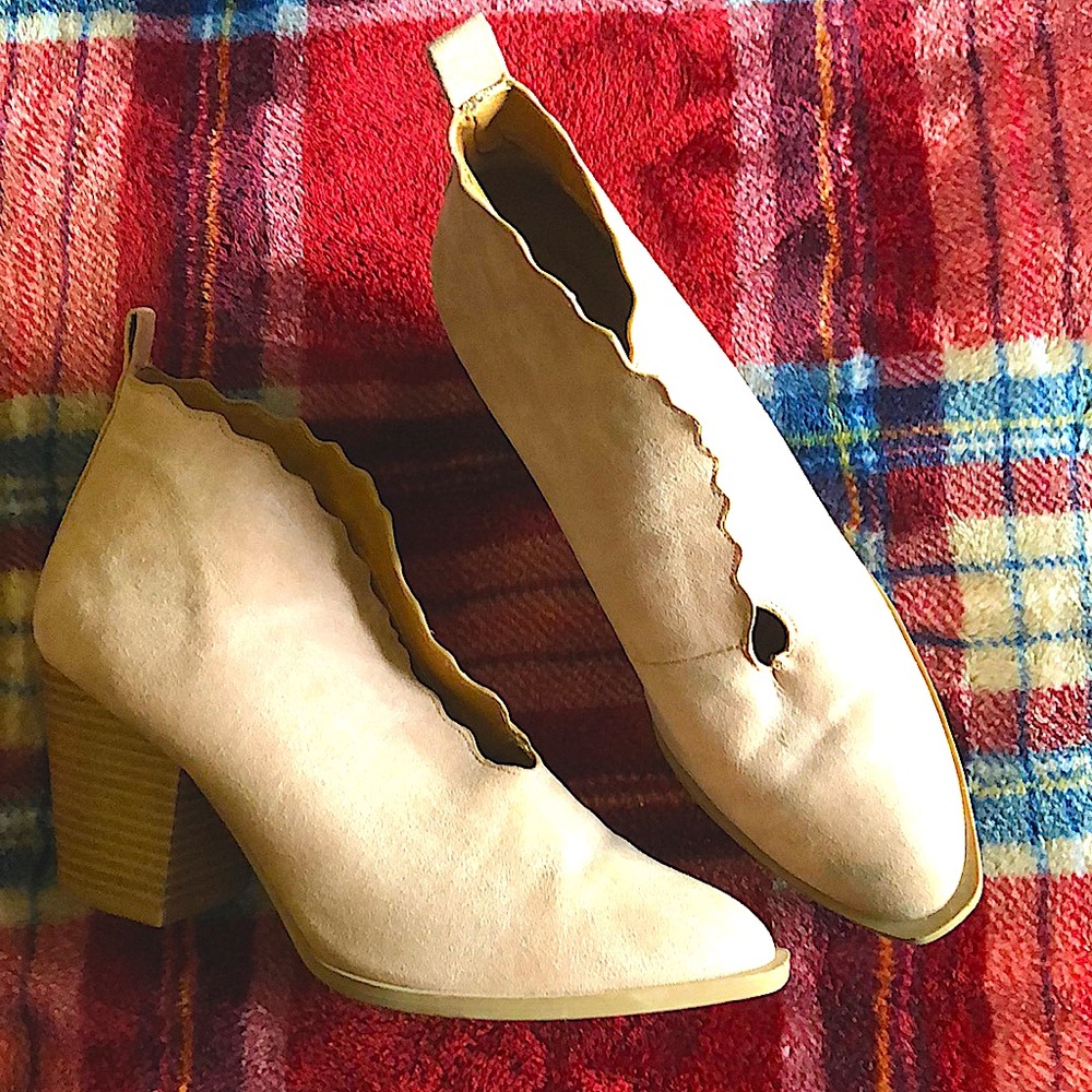 Light Pink heel boots